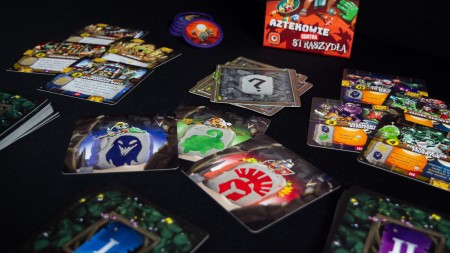 czerwona-twierdza-podziemne-imperium-Aztekowie-kontra-straszydla-dodatek-foto1.jpg