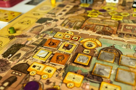 czerwona-twierdza-trickerion-edycja-kolekcjonerska2.jpg