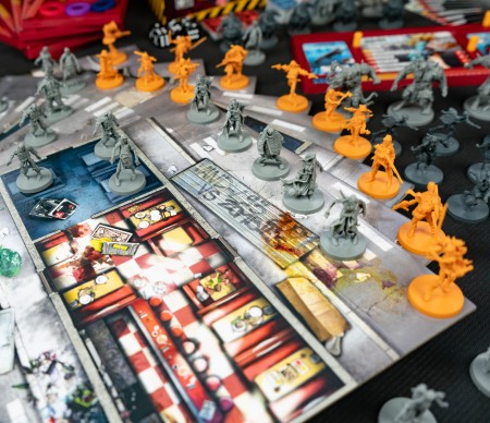 Zombicide-druga-edycja-komponenty3.JPG